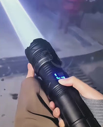 🔦 Linterna Táctica LED de Alta Potencia 4000 Lúmenes
